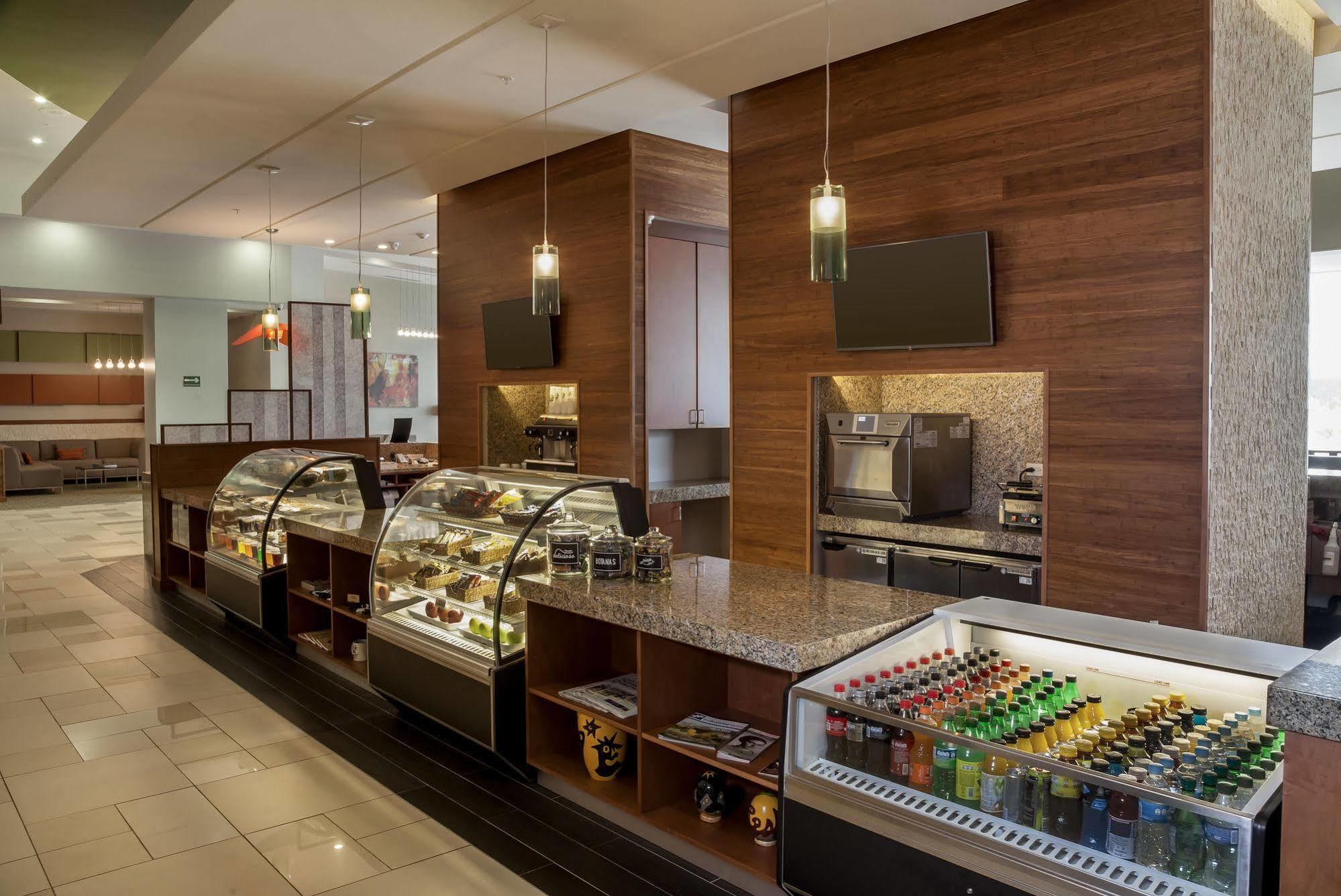 Hyatt Place Тихуана Экстерьер фото